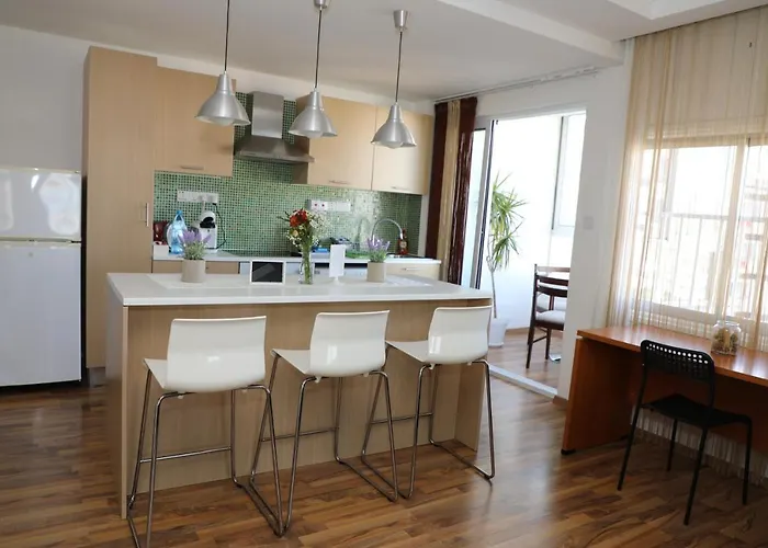 Achillion By 'flats Nicosia' * Nikósie